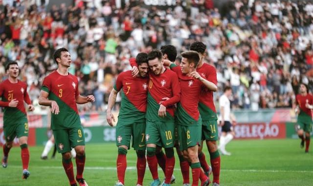 KY开云官网体育下载-葡萄牙青年军同时晋级各年龄段欧洲杯 史上头一回