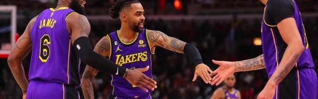 KY开云官网体育下载-湖人复仇公牛重回西部前八，浓眉感慨球队终于完整