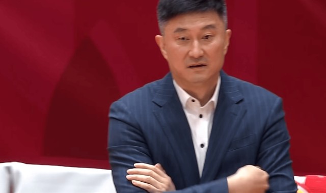 KY开云官网体育下载-杜锋太狠了！广东狂赢辽篮52分，把辽篮现在和未来都打没了