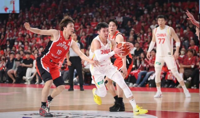 KY开云官网-中国男篮重磅消息！主帅郭士强遭国际篮联审查，杨瀚森确认回归