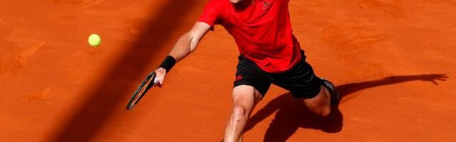 KY开云官网体育下载-“四小天王”红土有进有退 法网挑战纳达尔还差火候