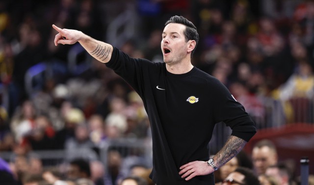 KY开云官网-雷迪克：常规赛排名现在已不重要 我们得找到能打季后赛的球员