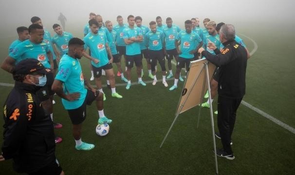 巴西队酝酿集体声明反对美洲杯 蒂特辞职传闻再起