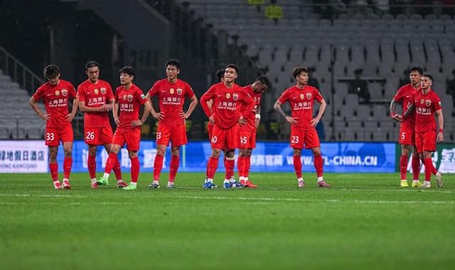 上港提前宣布退出争冠行列？5轮积分距离榜首差10分，又逢伤病潮|上海海港|加布里埃尔·巴尔博扎|主力|加布里埃尔-保利斯塔|上海申花足球俱乐部_新浪体育_新浪新闻