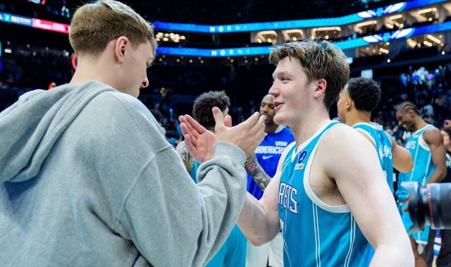 KY开云官网体育下载-与弗拉格争最佳新秀？克尼佩尔：希望他尽快回归 想看他上场比赛